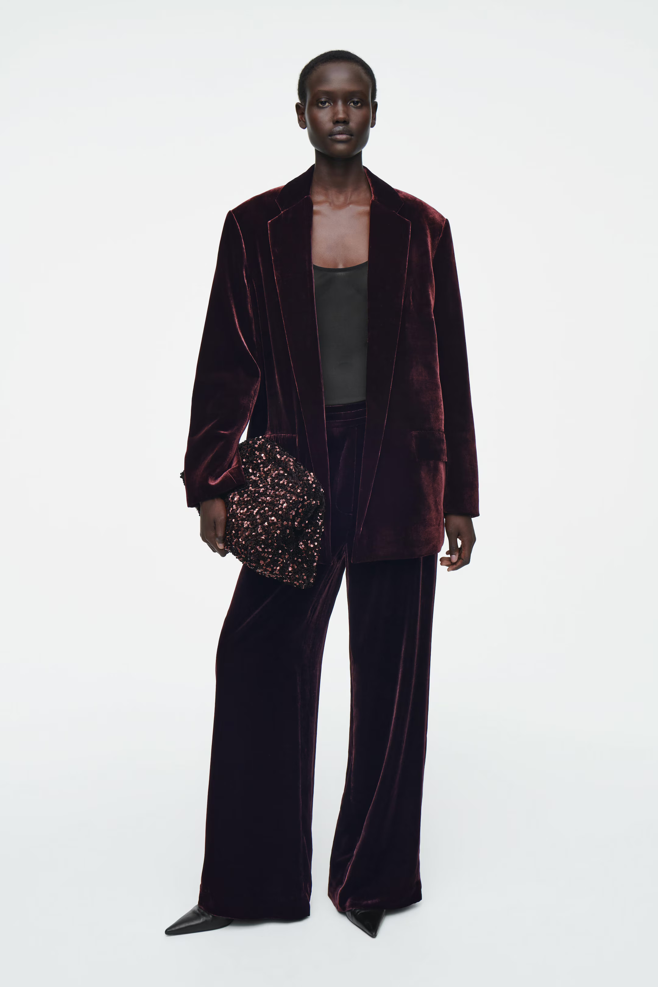 OVERSIZED SEQUINNED FRAMED CLUTCH - CHOCOLATE | COS | COS (AU)