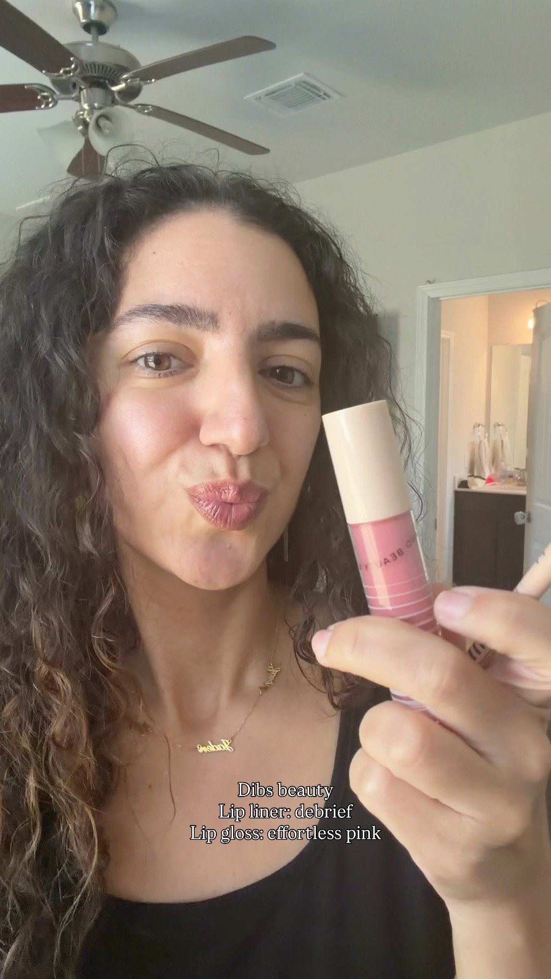 On days where I don’t want to wear makeup I make sure my brows are filled and I wear a good lip combo. The lip liners and gloss from @DIBS Beauty are a must! I linked them to both dibs and @ulta 

Lip liner: debrief 
Lip gloss: effortless pink

I also own the lip gloss in MIMS and liner in toast and they’re perfect!!

#LTKBeauty #LTKgrwm #LTKdayinmylife