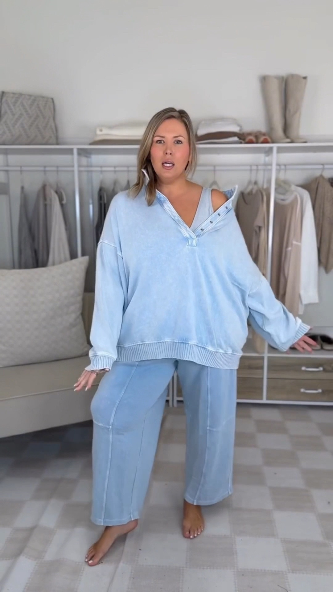 Aerie XXL ! Wearing a XXL in everything here, I’m obsessed!!!! I will be living in these! Plus size fashion, early fall fashion, comfy casual, aerie haul, everyday outfit ideas, midsize fashion

#LTKSeasonal #LTKMidsize #LTKPlusSize