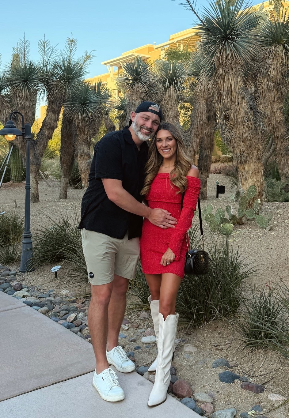 Obsessed with this Amazon dress it’s sooo comfortable and lightweight for the warmer nights ✨🌵 devs button up is a lightweight Amazon find too!

#LTKootd #LTKTravel #LTKSaleAlert