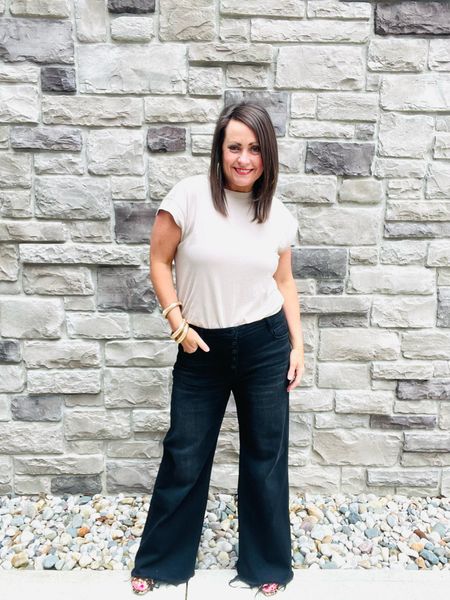 These high rise wide leg jeans from Bayeas are a must have!!!!  Button fly??  Yes please!!!!

#LTKover40 #LTKstyletip #LTKfindsunder100