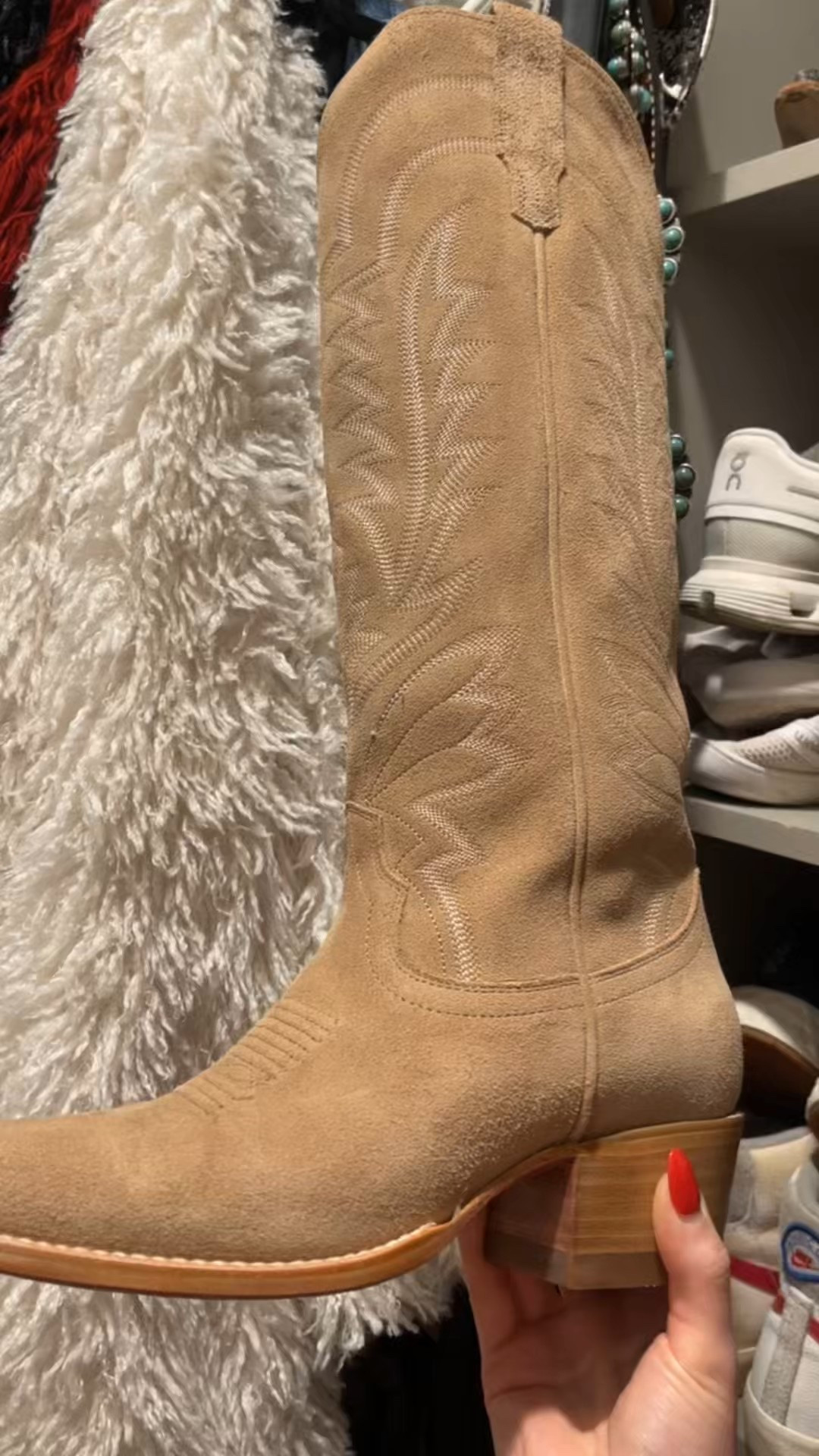 The Abby Tecovas Driftwood

Driftwood Abby Tecovas, women’s Tecovas, women’s cowboy boots, beige cowboy boots, tall beige cowboy boots, tall suede cowboy boots, Tecovas suede, high quality cowboy boots, handmade cowboy boots, under $500 cowboy boots, above $200 cowboy boots, above $300 cowboy boots, beige suede cowboy boots, Nordstrom boots, Nordstrom cowboy boots, designer cowboy boots, Nordstrom tall boots, tall winter boots, cowboy boots with heel, pointed toe tall cowboy boots, Christmas gift for women, gift guide for women, Nordstrom shoes, Morgan Grace Howe

#LTKOver40 #LTKGiftGuide #LTKSeasonal