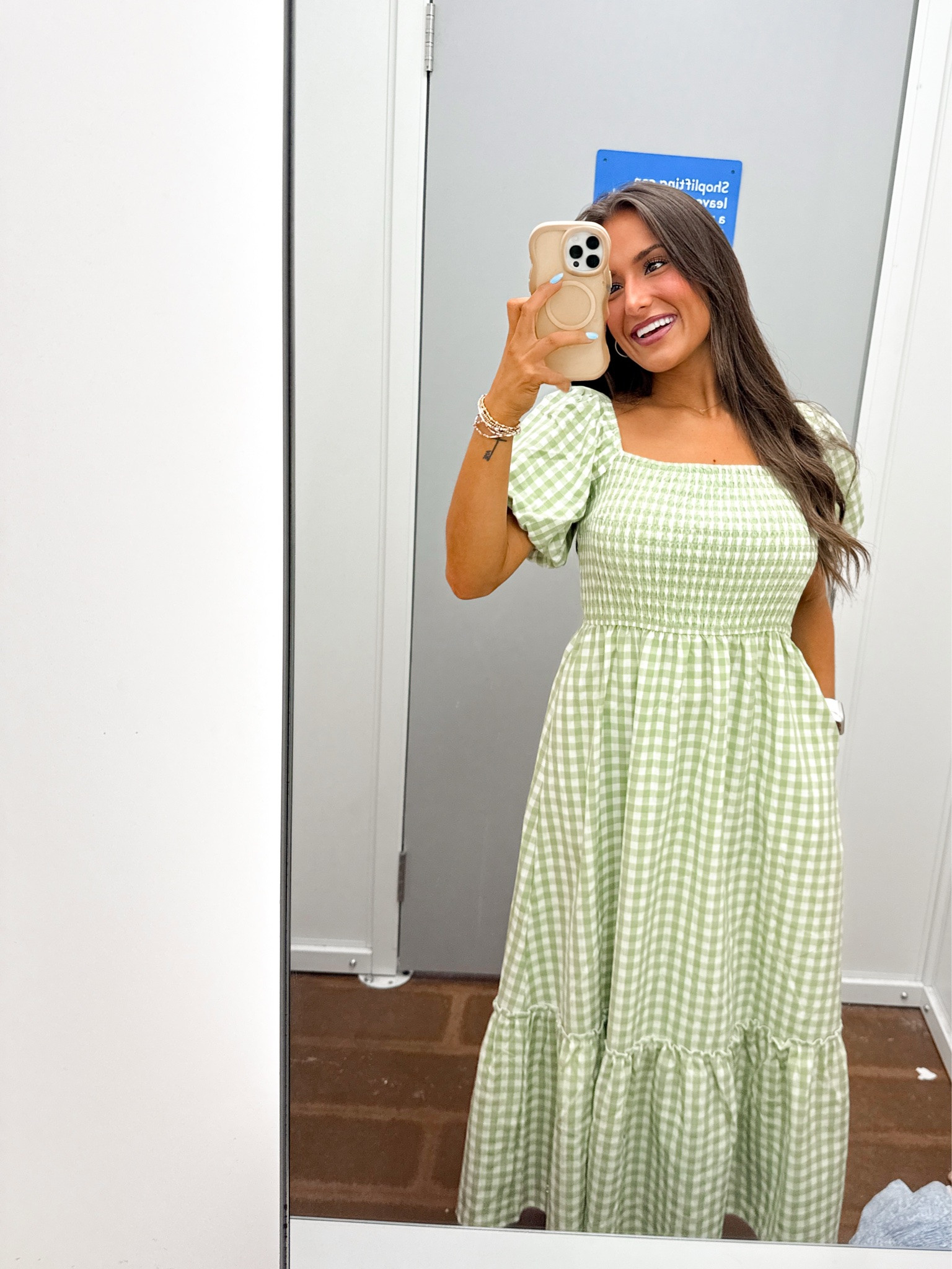 Beautiful maxi dress 💚