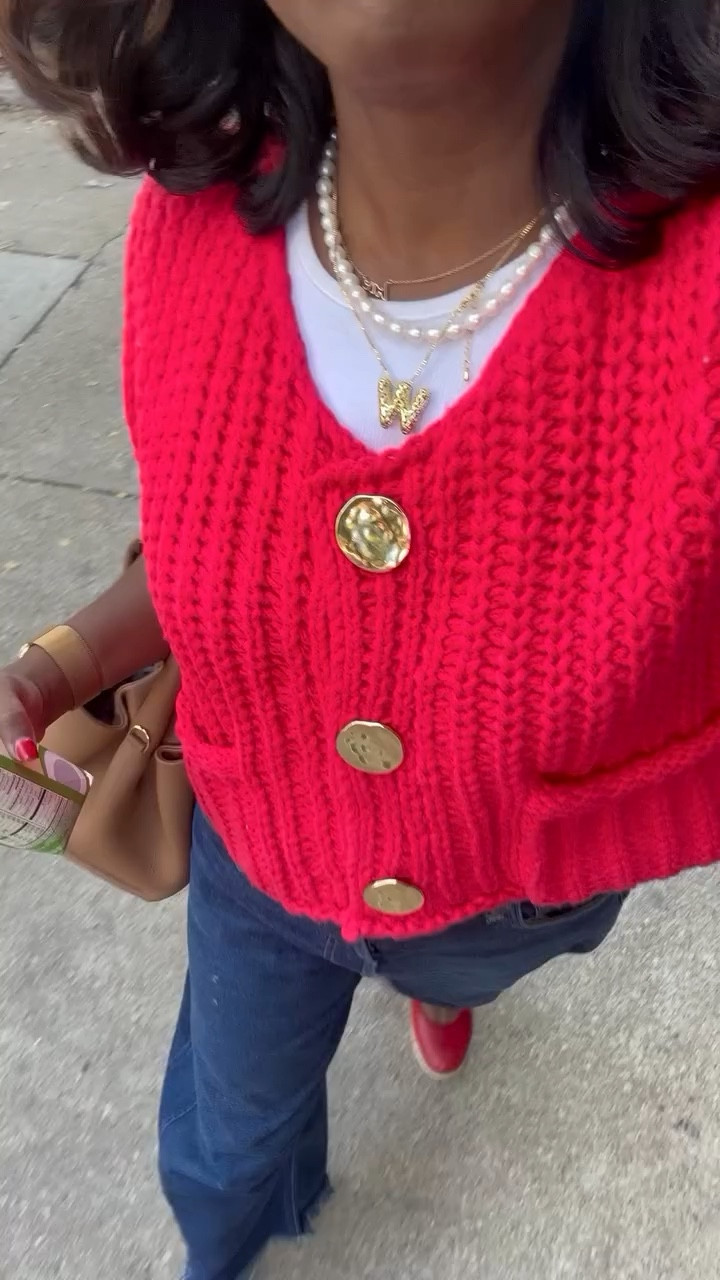 Fake fall has me loving these sweaters in the colors of the season! The red one is from @amazonfashion and the burgundy from @zara. 



#sweaterweather #zara #amazonfashion #sweater #fall #fallfashion #fallstyle #burgundy #red #chic #minimal #madlystylish

#LTKSeasonal #LTKStyleTip