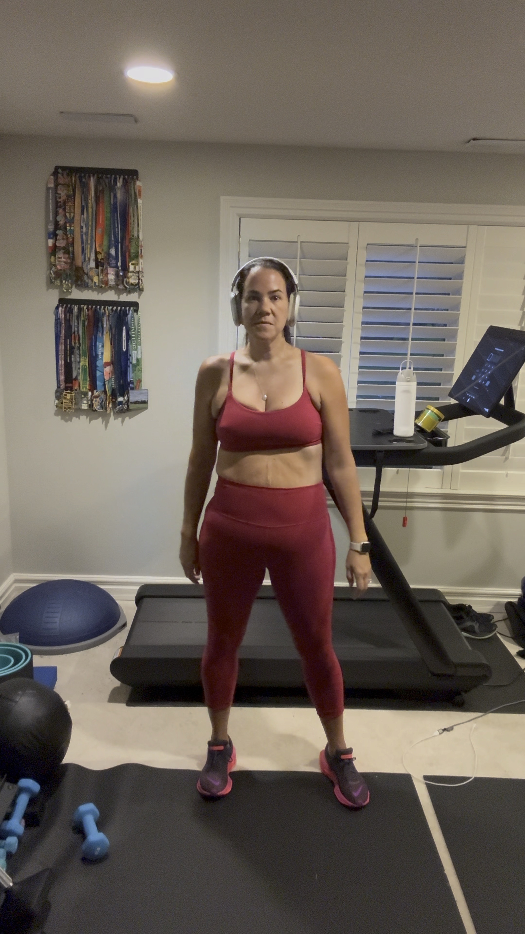 Half marathon training continues

Midsize runner ootd
Fitness ootd
Workout ootd

Wunder train matching set
How lululemon fits on midsized body 


#LTKActive #LTKFitness #LTKMidsize