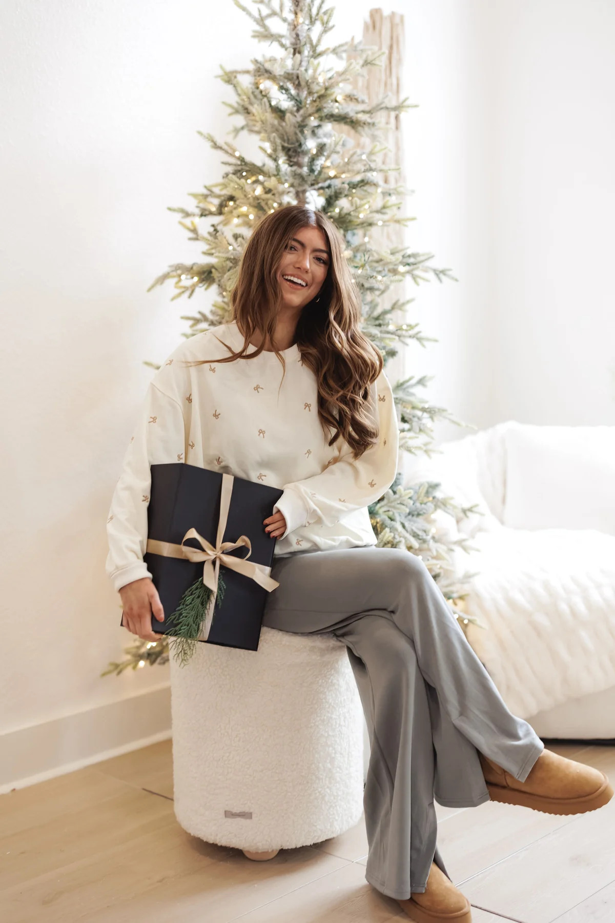 Tie A Ribbon Sweatshirt -Cream/Taupe - FINAL SALE | Landry Kate