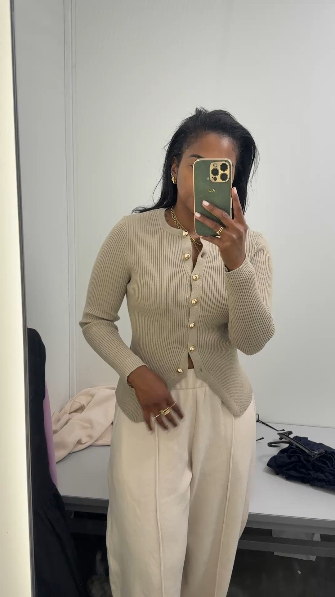 As much as I wanted to get this in the store so bad cause I really wanted to wear it tomorrow with a pair of trousers, they did not have an extra small, and I know that this brand is known for their knitwear more specifically it does give and relax a little as you wear it so I definitely wanted to be extra small. No worries I did buy it online. ￼