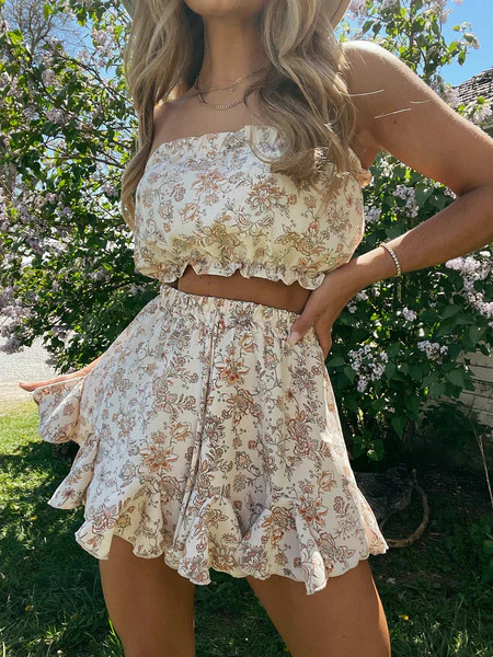 This Kiss Floral Shorts | Lane 201 Boutique