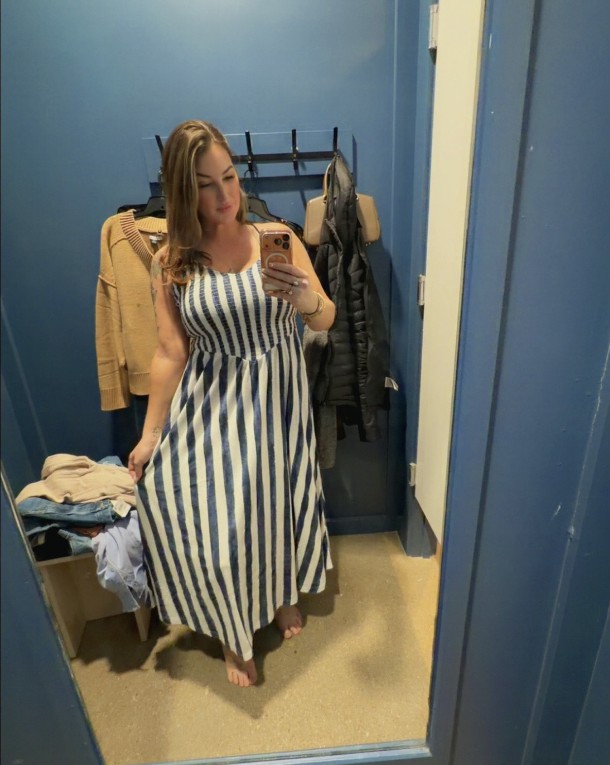 Easy throw-on dress that still looks put together. Lightweight, comfy, and perfect for spring and summer days.
#ltkstyle #ltkfinds #springstyle #aerie #americaneagle #casualstyle #momstyle


#LTKmomlife #LTKSpringSale #LTKgrwm
