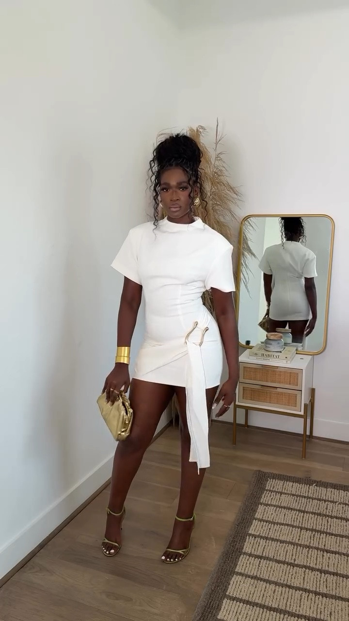 Got so many compliments in this dress she really did what needed to be done. 🫦

Full fit is linked on my LTK & Amazon.

.
.
.
.
.
.
.

#ootd #amazonfinds #outfitideas #fashioninspo #stylefile #amazonfashion #fashioncreator #dailyoutfit #minimalstyle #blackgirlstyle