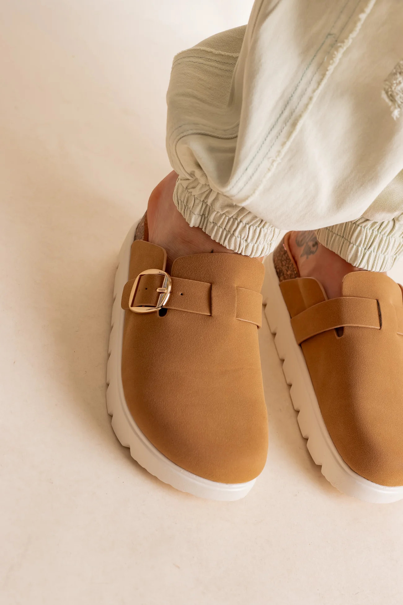 Oaks Platform Clogs | Nellie Mae