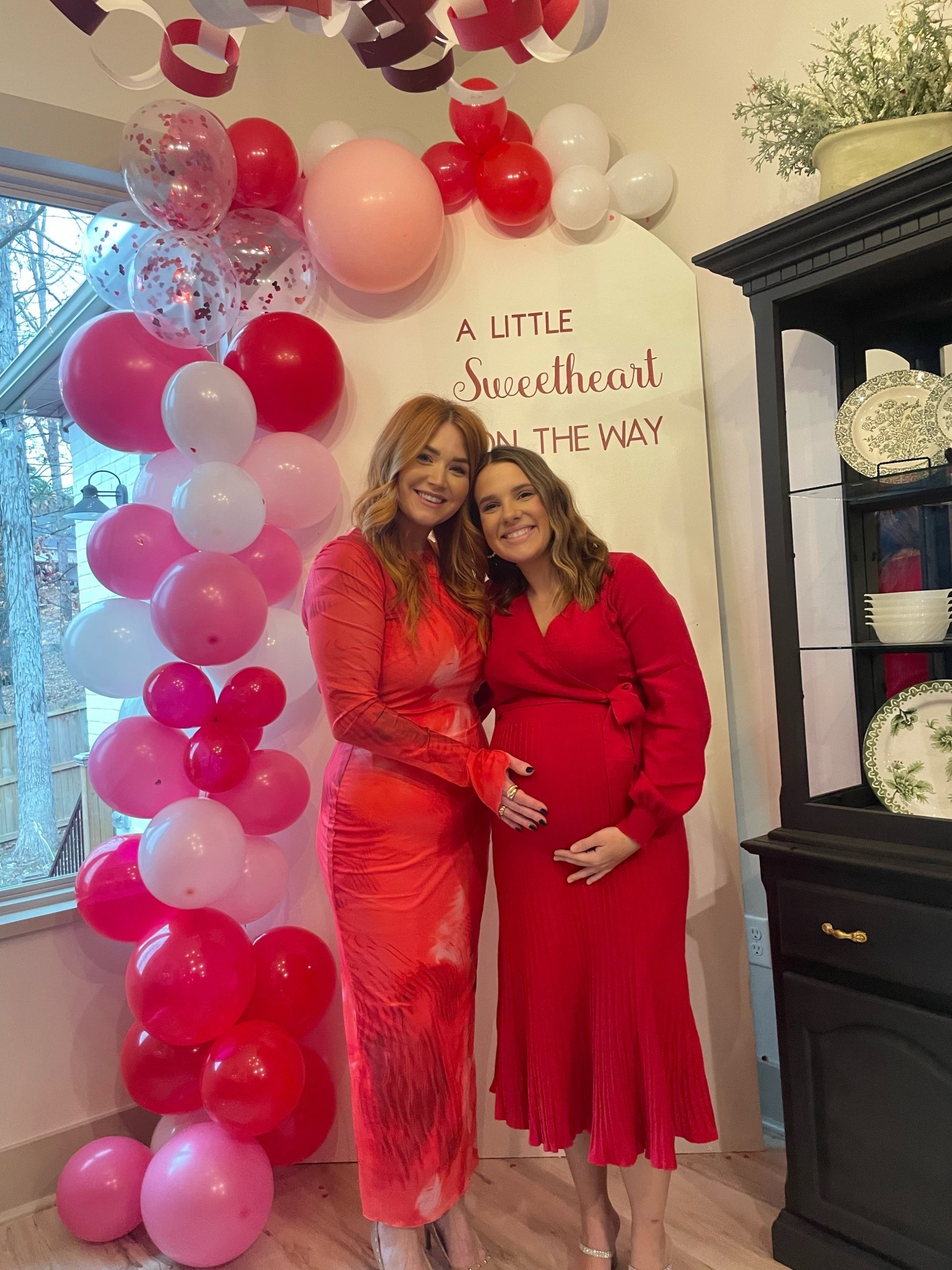 Top seller! #valentinesdateoutfit 
#Maternity #maternitydress

#LTKBump #LTKMidsize
