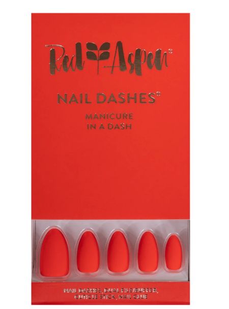 Red nails
Summer outfit 

#LTKBeauty #LTKSeasonal