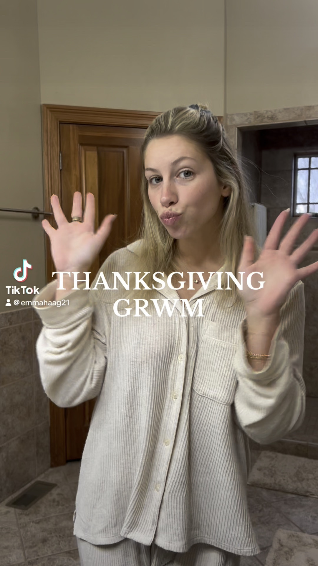 My current makeup routine! 

#LTKHoliday #LTKSeasonal #LTKFindsUnder50