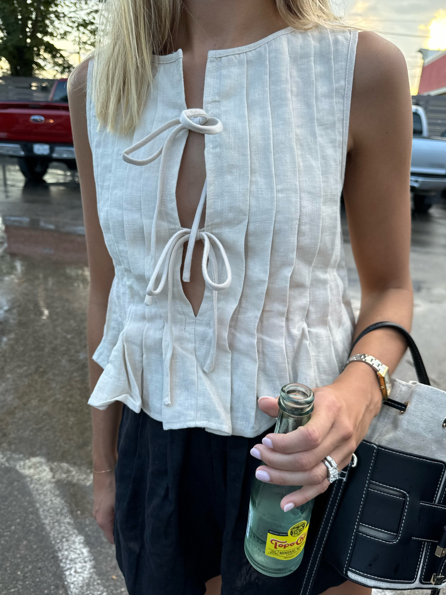 I might be late to the game on VRG GRL but they have such fun pieces right now, including this top!! 

#LTKSeasonal #LTKStyleTip #LTKFindsUnder100