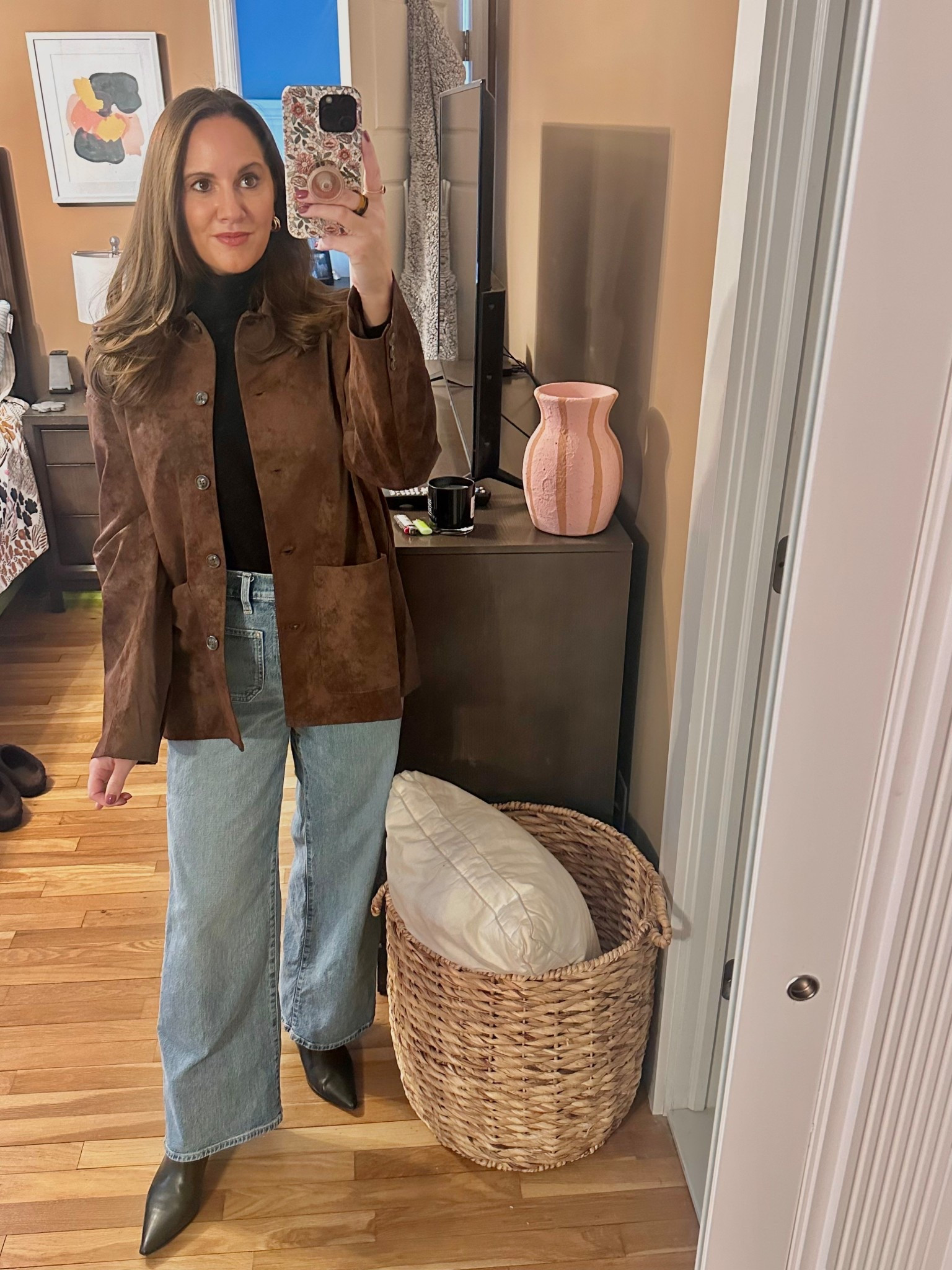 Saturday girl’s night out OOTD — dinner and a comedy show🤎🖤 Bundled up in my favorite new #Uniqlo turtleneck and this suede jacket — need to stay warm in these absolute VILE temps!!! 

#LTKWorkwear #LTKootd