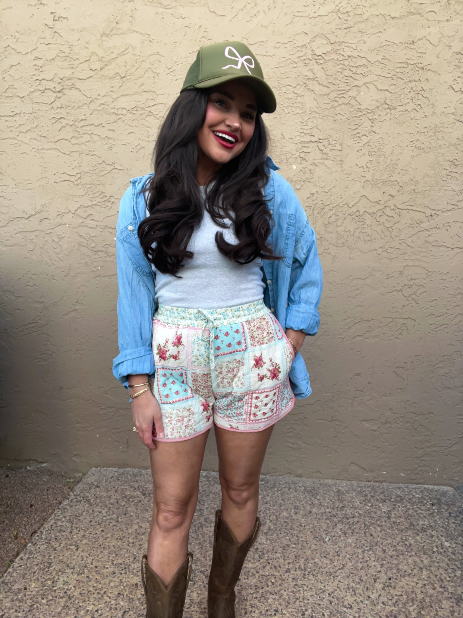 Use KacieJo to save on shorts and tee 



#LTKSaleAlert #LTKSeasonal #LTKSpringSale