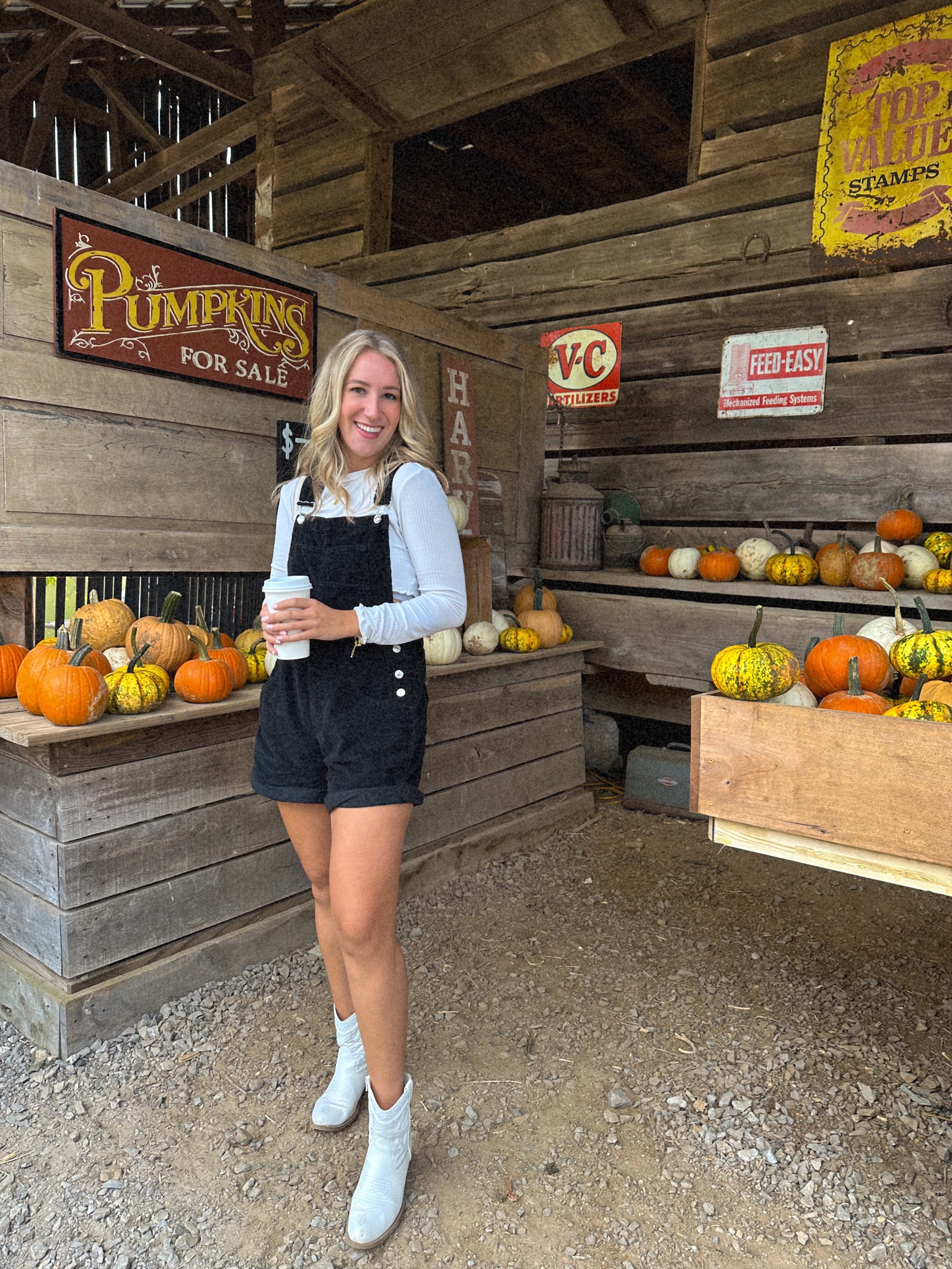 Pumpkin patch in my fave fall outfit! So easy + comfy 🤍🎃🍁🍂

#LTKstyletip #LTKHalloween #LTKSeasonal