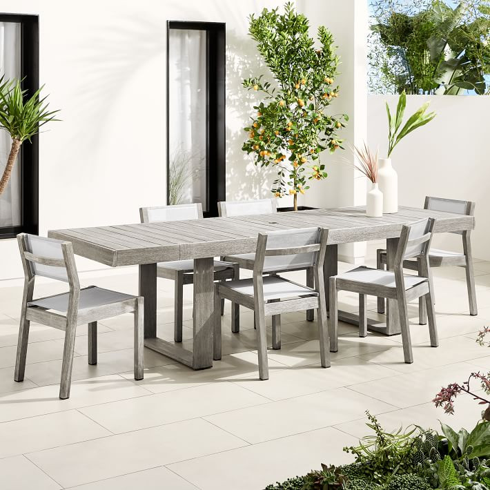 Portside Outdoor Expandable Dining Table (76.5"–106") | West Elm (US)