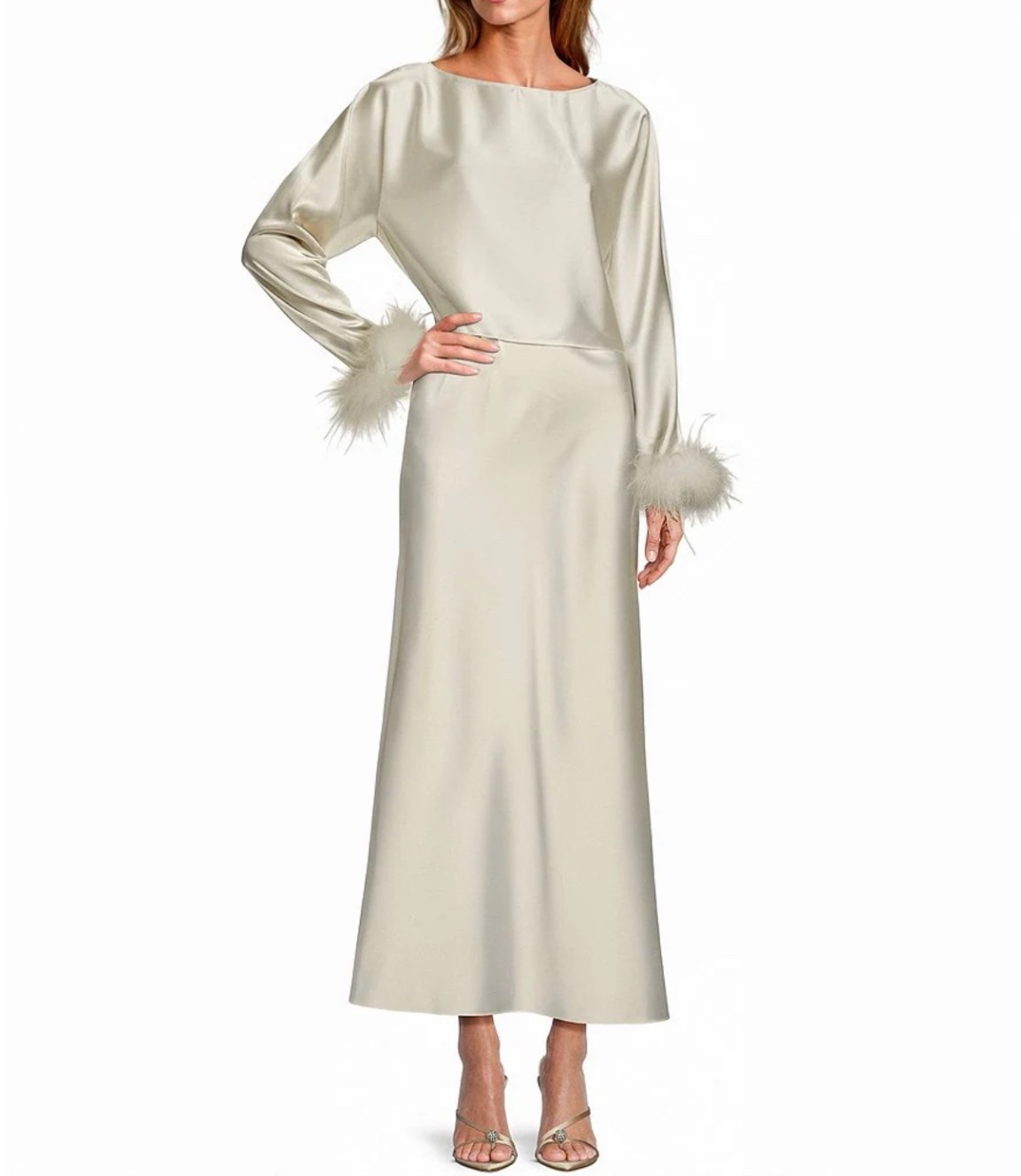 Love this ivory satin set 


#LTKSeasonal #LTKWedding #LTKootd