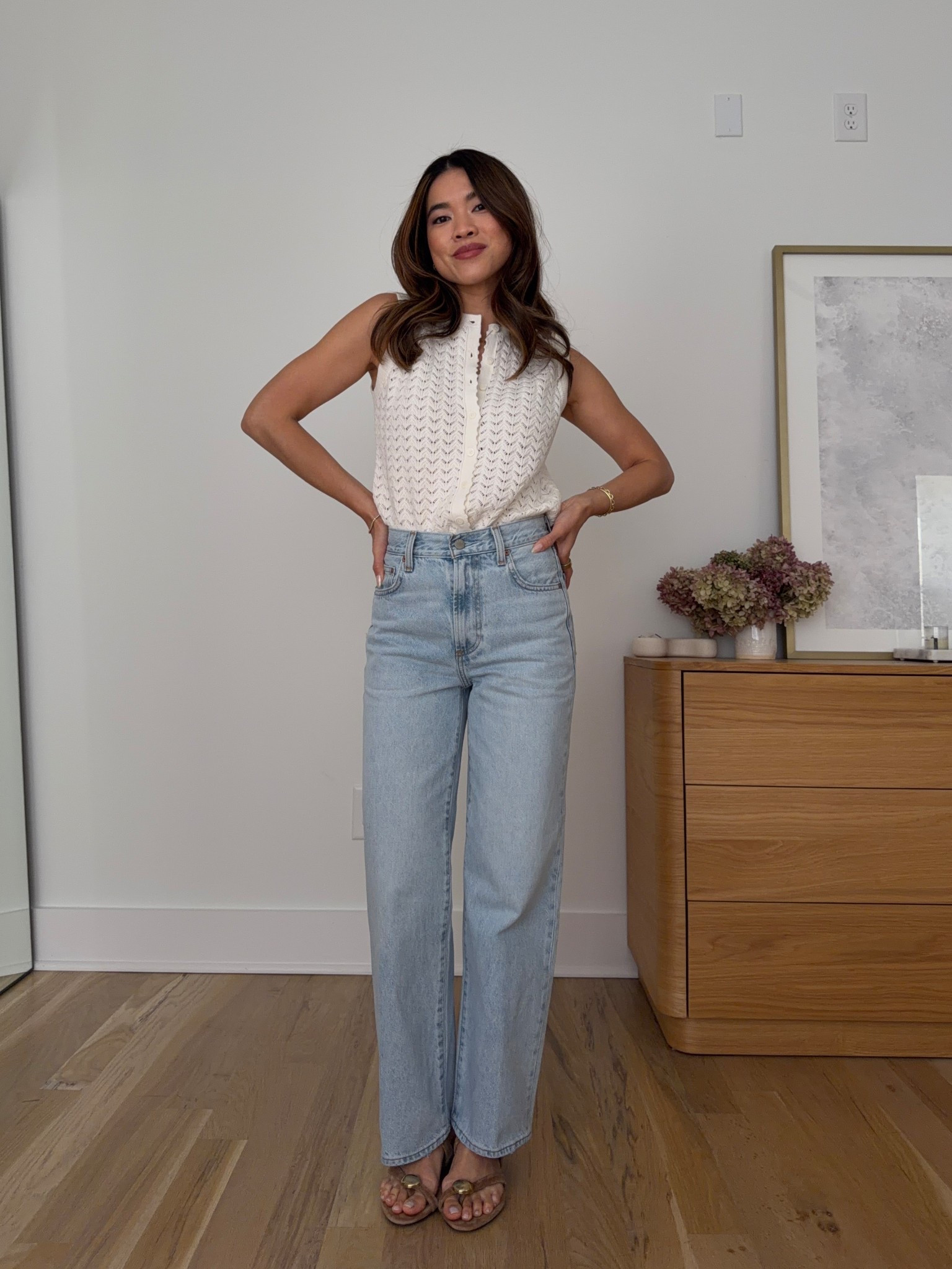 My favorite petite friendly @Aritzia denim! 

I’m 5’2” for reference 
My inseam is a 26.5”

I wear a size 23 short in the wide leg & 24 in the straight leg. The ankle jeans I just wear the regular length! 

#Ad #AritziaPartner #Paidlink

#LTKSeasonal #LTKootd #LTKPetite