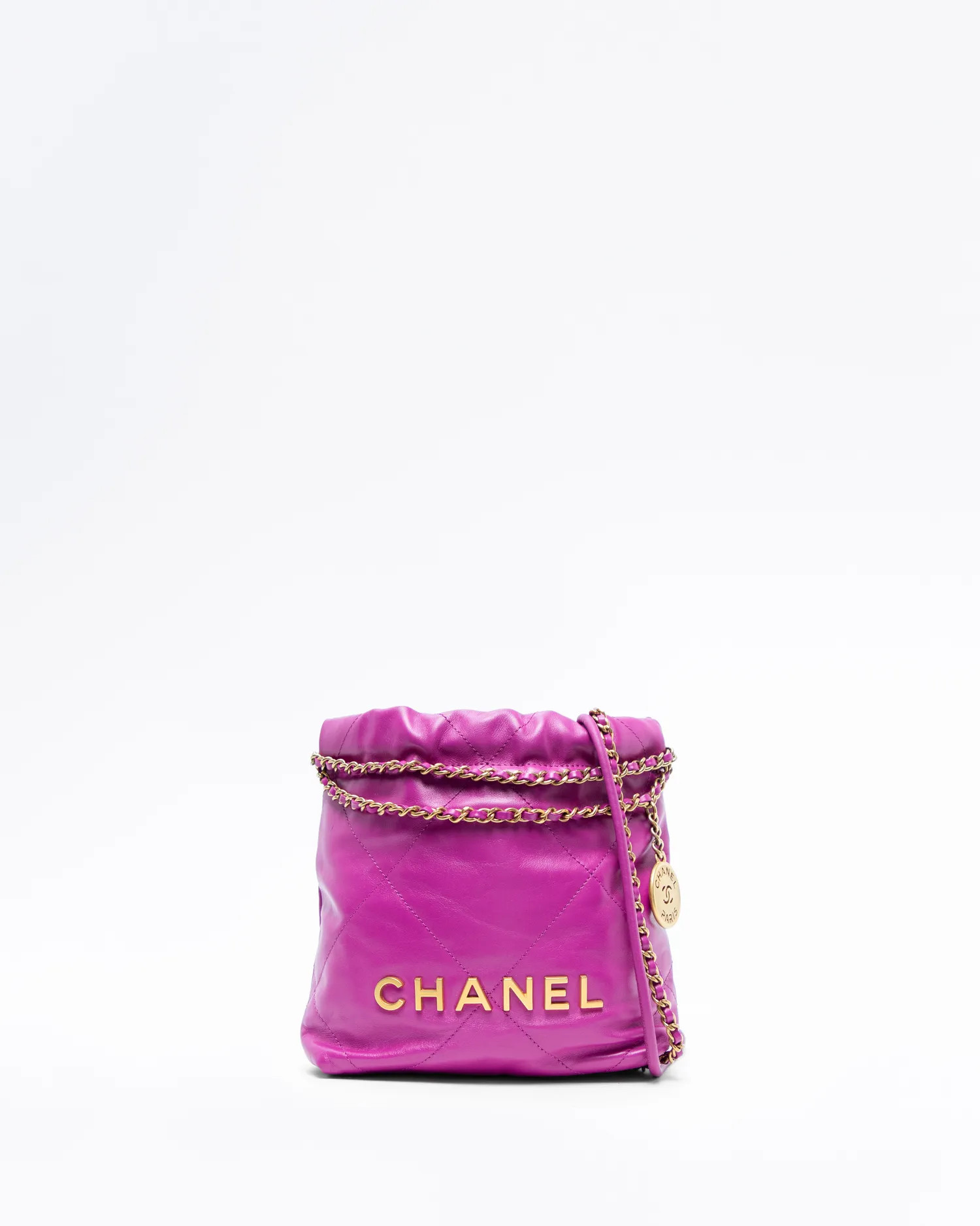 Chanel 22 Mini Handbag | Vivrelle