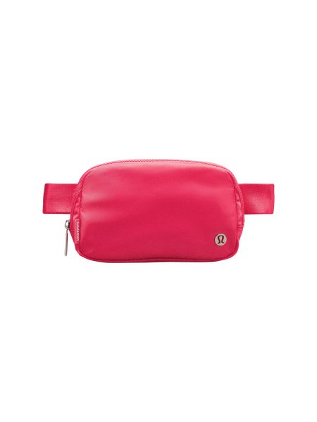 Everywhere Belt Bag 1L | Unisex Bags,Purses,Wallets | lululemon | Lululemon (US)