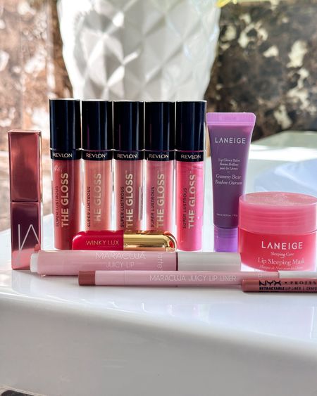 You know I love finding good lippiesss!! These are the best lip products from Amazon! Get more details at: www.everydayholly.com

Amazon | amazon beauty | lip gloss | lip balm | lip liner | sleeping lip mask | lip stick | makeup | lip products 

#LTKunder50 #LTKbeauty