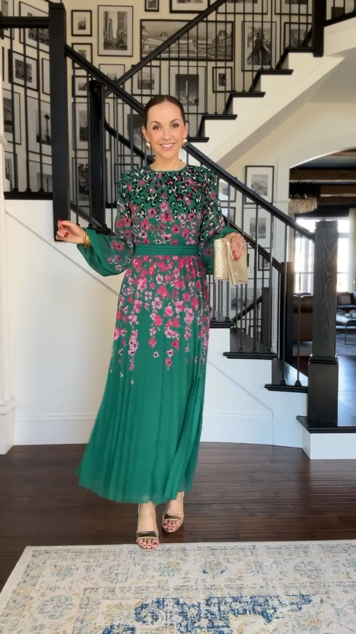 I have found the perfect spring wedding guest dress! The colors on this are gorgeous! Wearing a UK8

#LTKSeasonal #LTKgrwm #LTKWedding