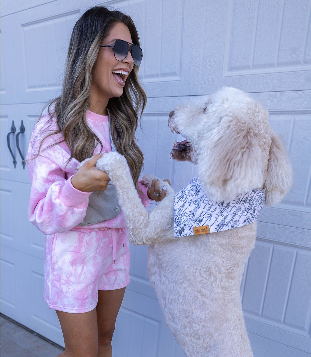 My go to comfy outfit 😍
Use code Abi20 to save! 
#camoset #camo #loungewear 