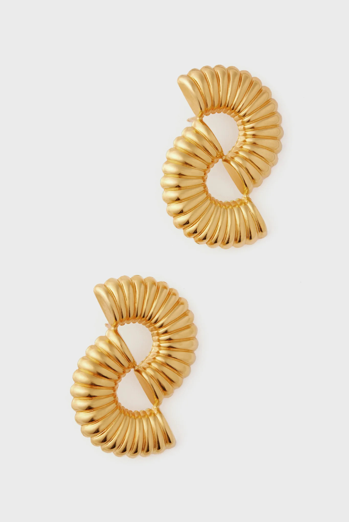 Gold Sonia Sun Earrings | Tuckernuck (US)