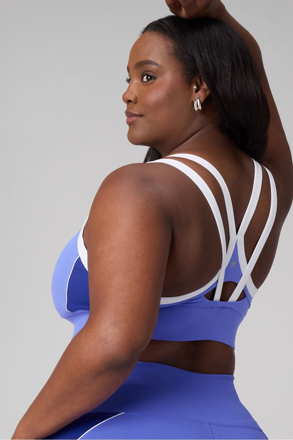 Principal Color Block Longline Medium Impact Bra | Fabletics