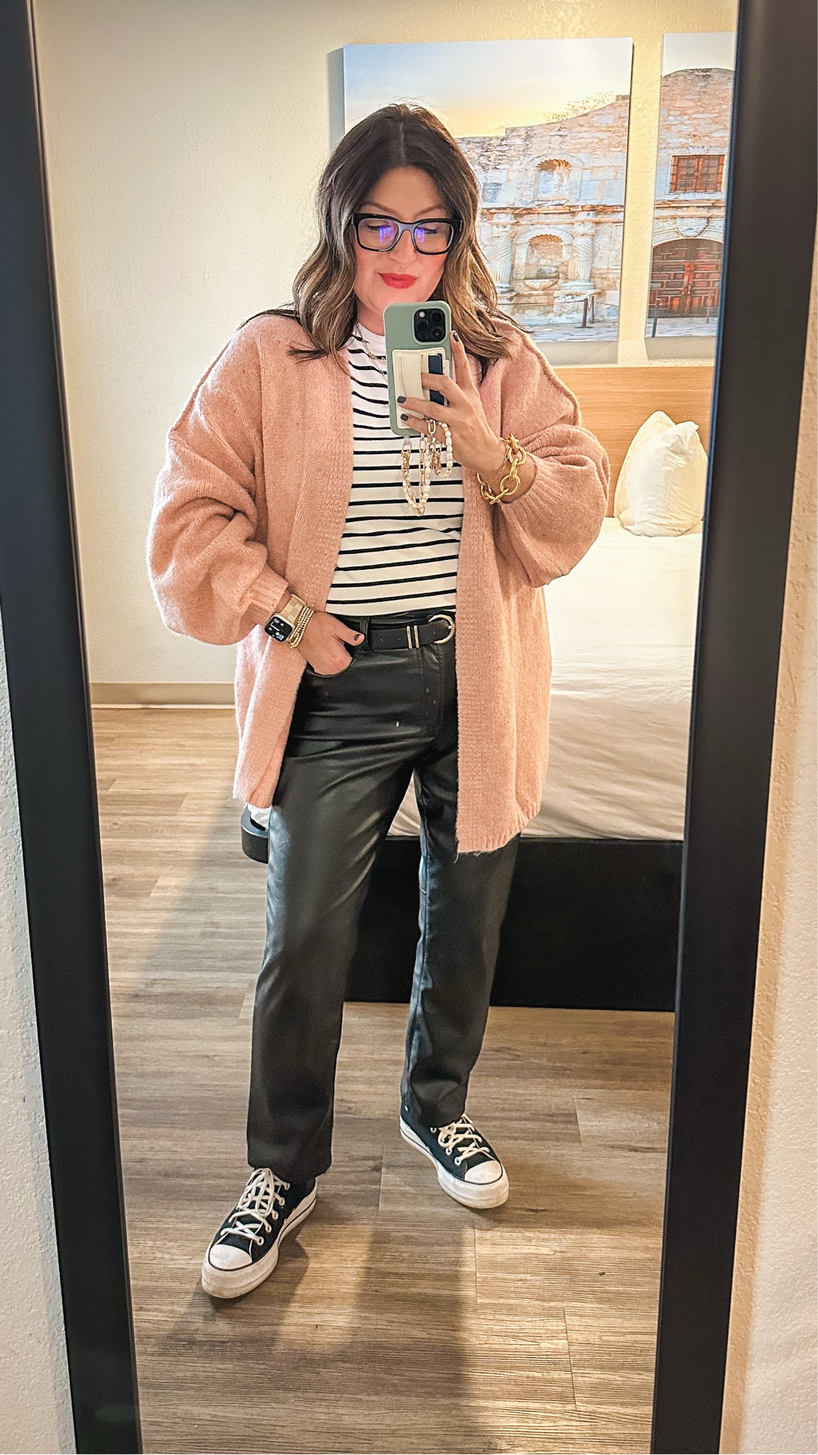 Hello, San Antonio!
Amazon cardi, XL
Old Navy tee, XL (old but linked similar)
Amazon belt, L
GAP faux leather pants (32)
High top platform chucks 

#LTKOver40 #LTKSaleAlert #LTKMidsize