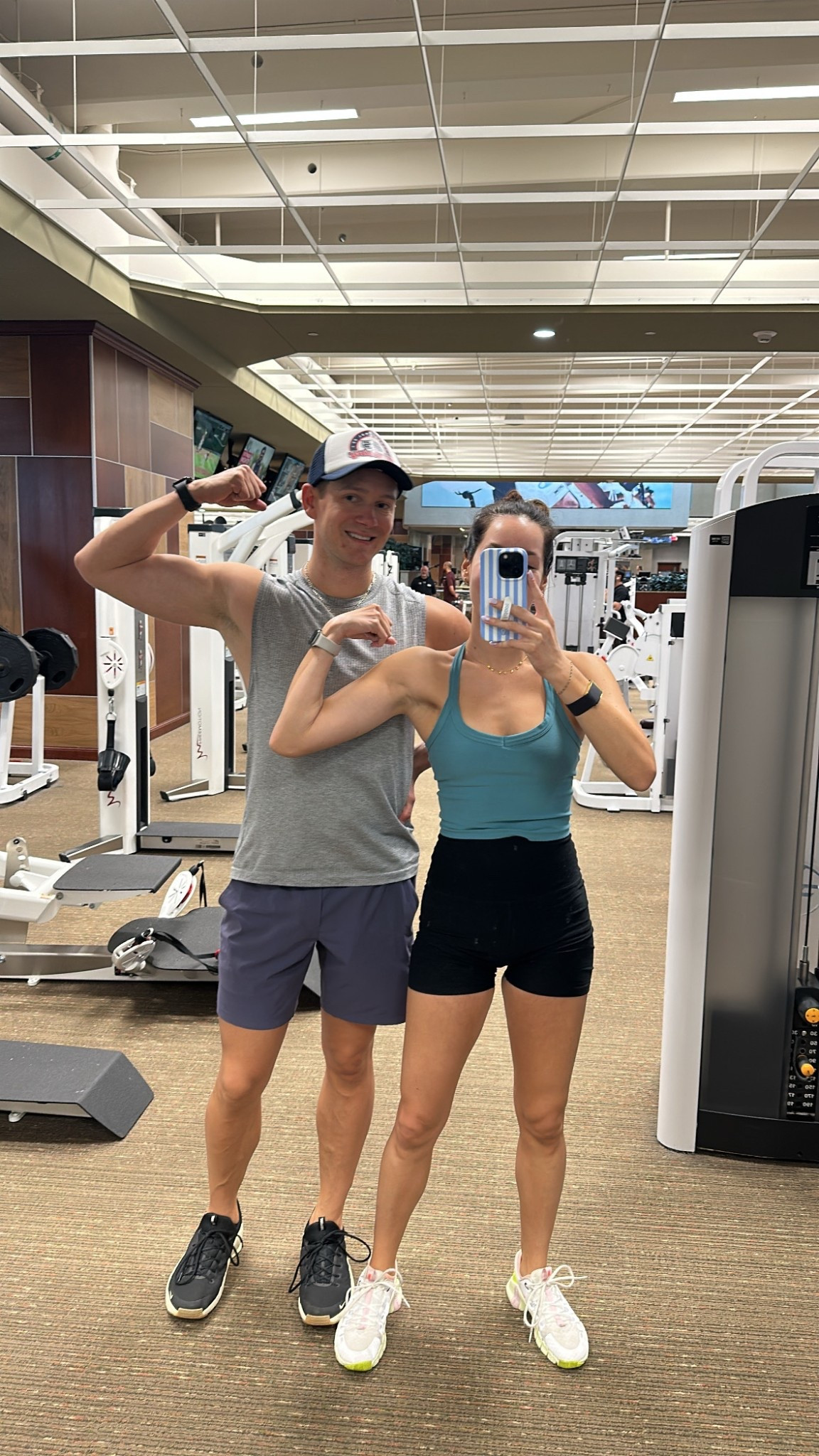 8/19 workout ootd

Beyond Yoga tank (size S for me)
Beyond Yoga shorts (size M for me)
Loopy phone case (code carolinelawley)

#LTKMens #LTKActive