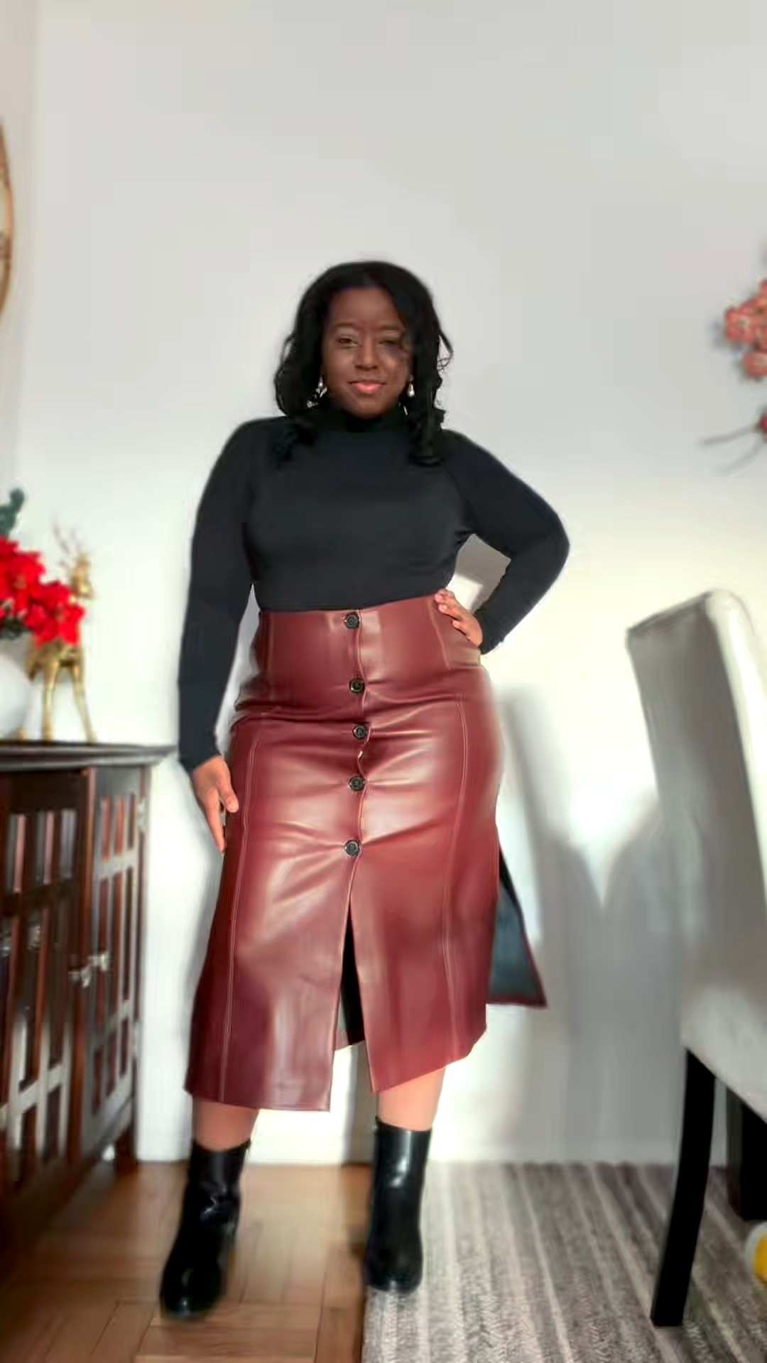 The perfect faux leather skirt that’s structured and easy to style for work, dinner, events, or anytime you want to feel a little more elevated.

faux leather maxi skirt, burgundy faux leather skirt,faux leather midi skirt,leather skirt outfit women, leather skirt outfits,leather skirt, banana republic 



#LTKWorkwear #LTKSaleAlert #LTKFindsUnder100