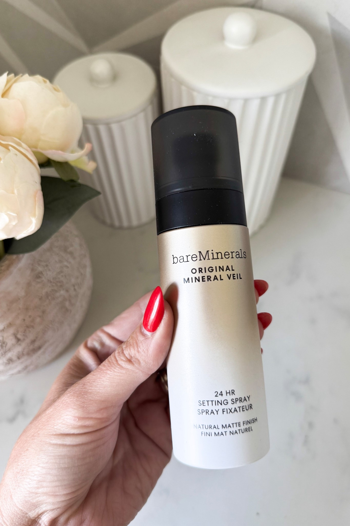 my go-to setting spray, always end my makeup routine with this!

beauty, beauty find, beauty must have, setting spray, makeup, makeup routine, beauty routine, bare minerals, skincare, self care 

#LTKBeauty #LTKdayinmylife #LTKmomlife