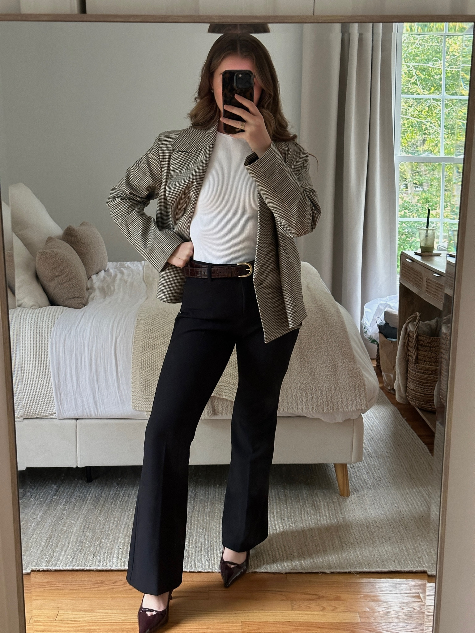 Autumn office outfit Inspo 🍂 wearing a size small in the jacket and a size 2 in the pants 

#LTKStyleTip #LTKWorkwear #LTKSeasonal