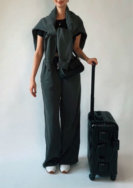 the ultimate comfy #airport uniform #travel