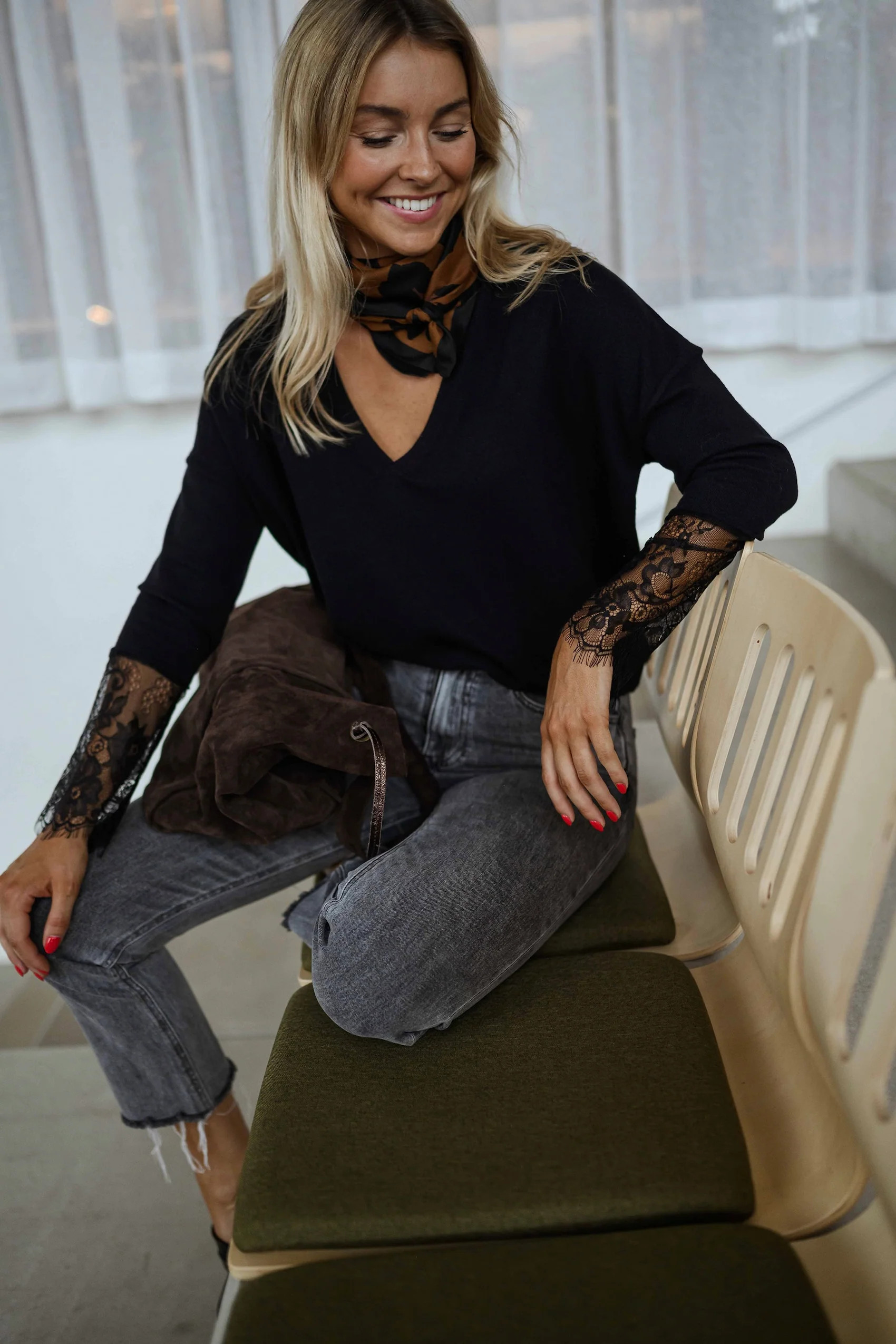 Black Kala Sweater | Easy Clothes