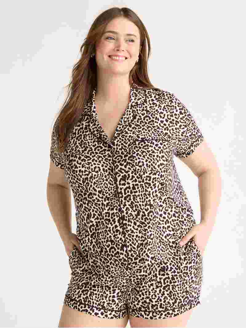 Joyspun Women’s Short Sleeve Knit Notch Collar Top and Shorts Pajama Set, 2-Piece, Sizes XS-3X | Walmart (US)