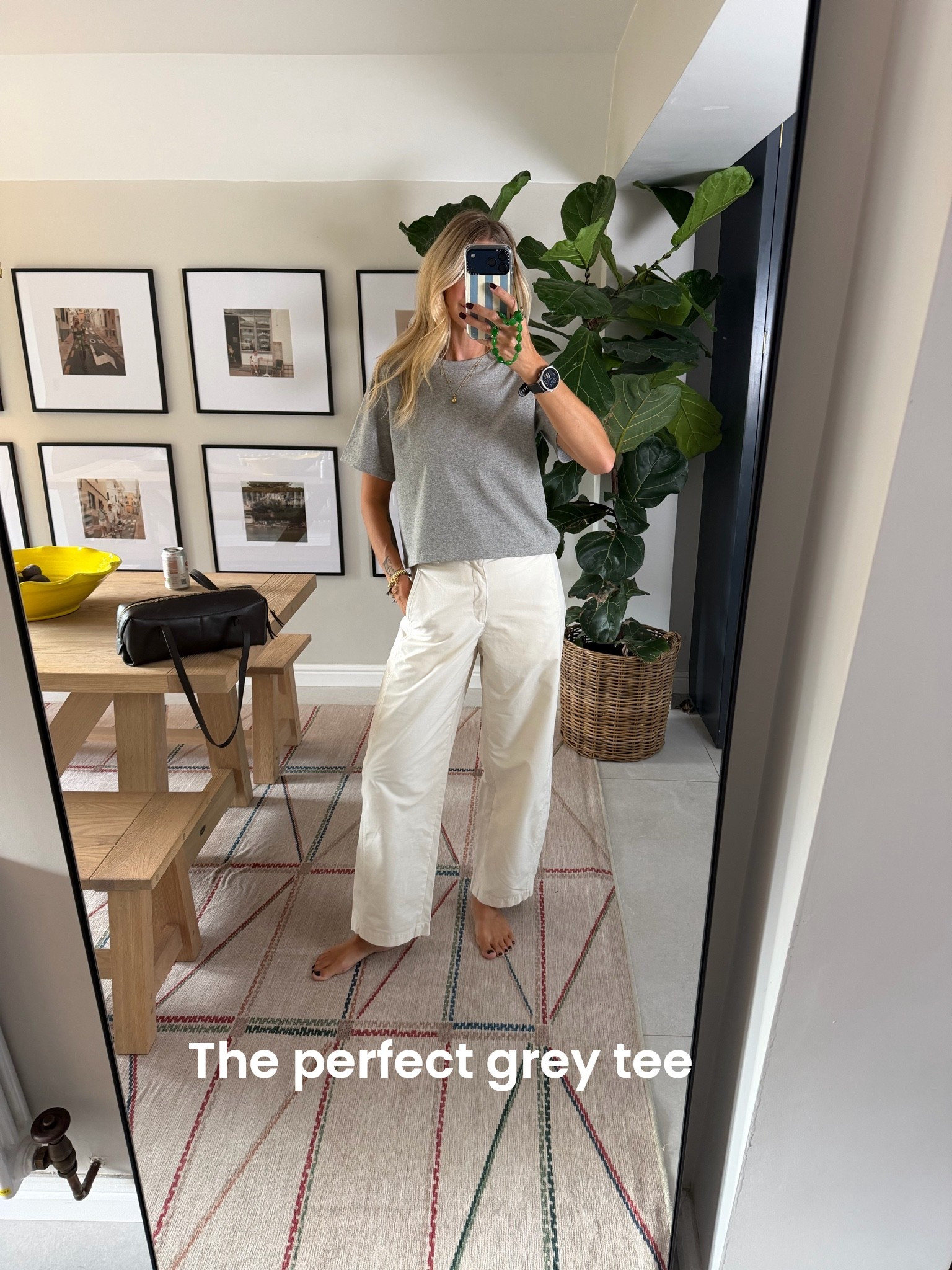 Wearing a small in both the top and trousers. 

Tee is the perfect cropped but not too cropped fit

#LTKuk