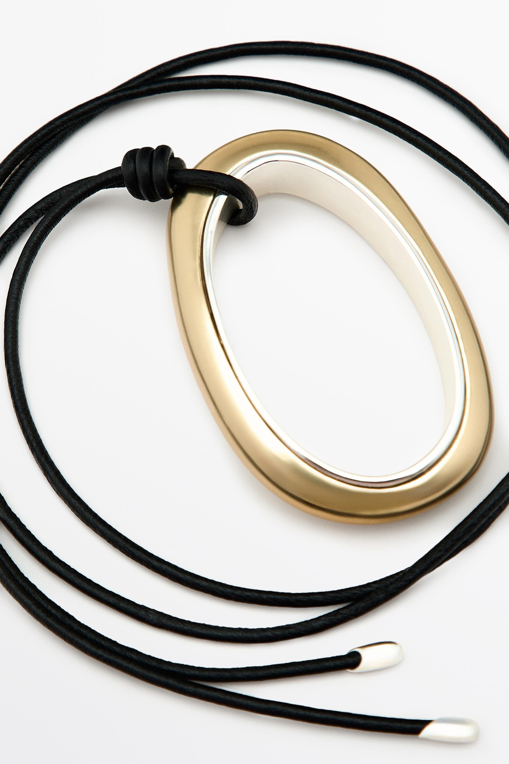 Leather cord necklace with oval pendant | Massimo Dutti US