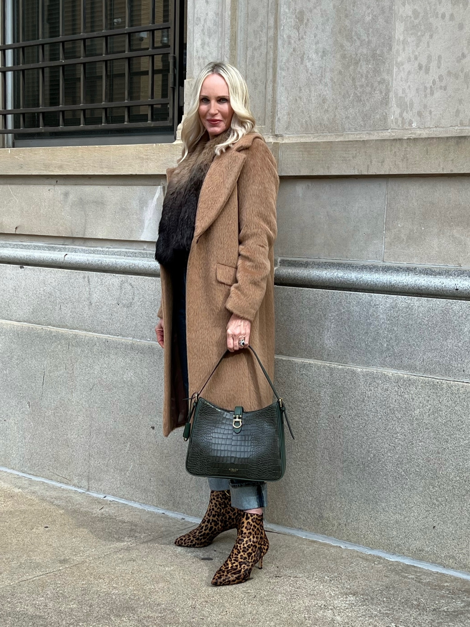 The most gorgeous handbag in dragon green faux croc!

Radley London
Gifts for Her
Handbags
Fall Outfits
Fall Fashions
Luxe Handbag

#LTKGiftGuide #LTKover40 #LTKitbag