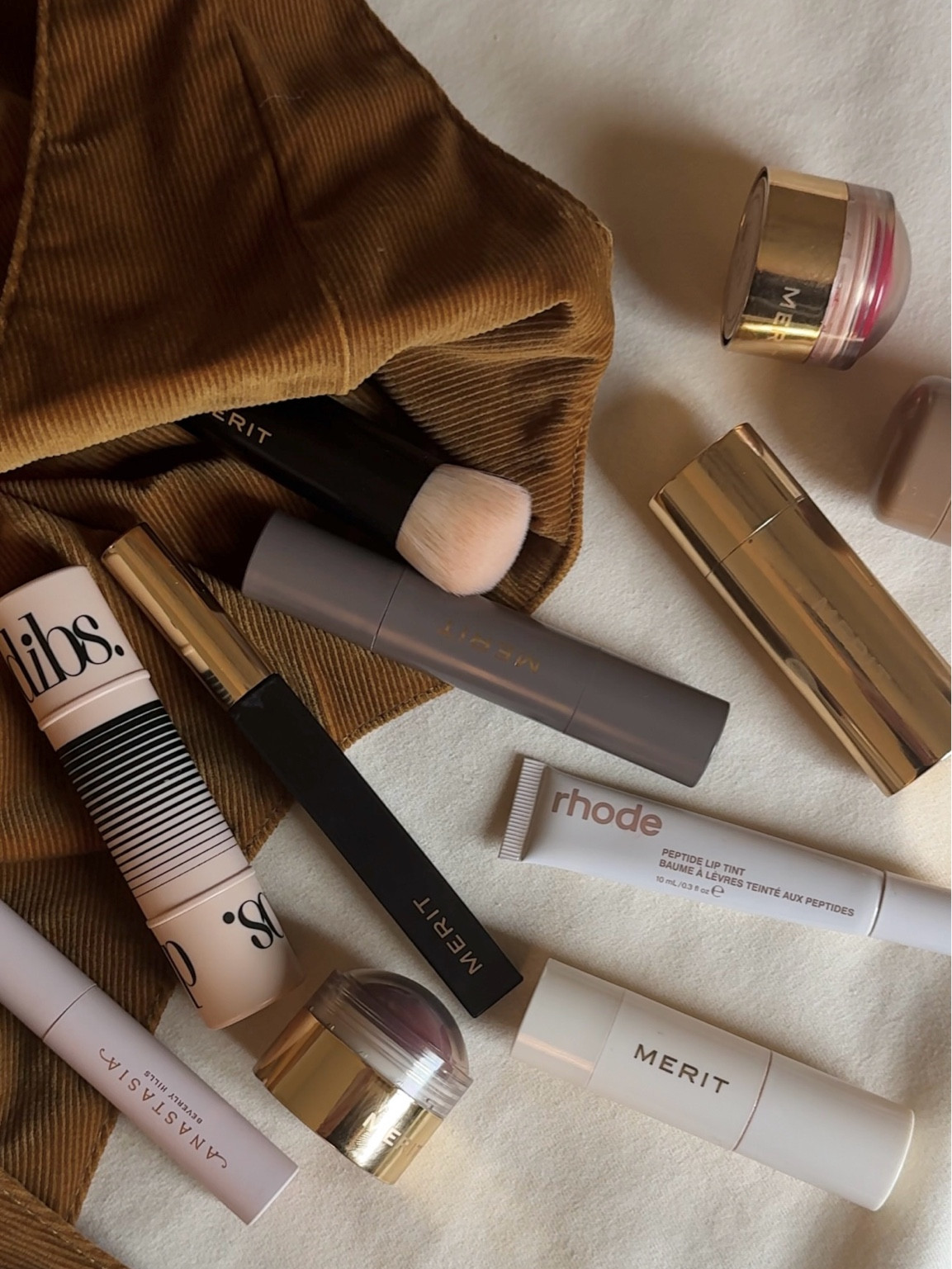 makeup necessities 

#LTKFindsUnder50 #LTKGiftGuide #LTKBeauty
