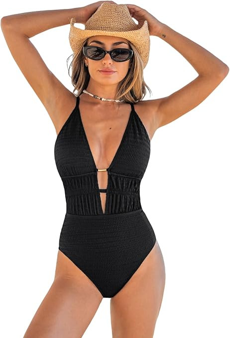 CUPSHE Women's One Piece Swimsuit Plunging Neck Cutout Monokini Textured | Bathing Suit, Removabl... | Amazon (US)