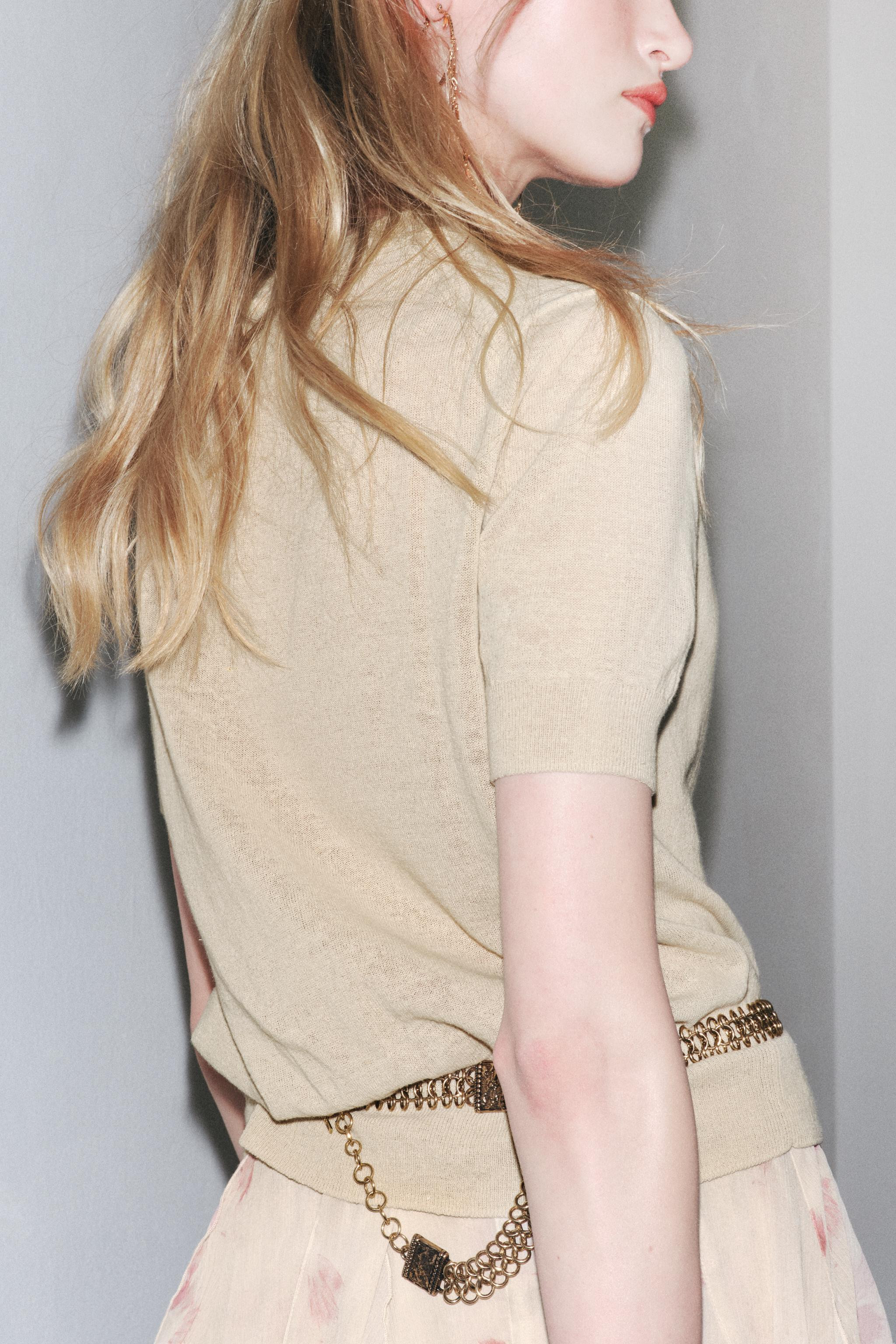 SHORT SLEEVE KNIT TOP WITH LINEN | Zara US