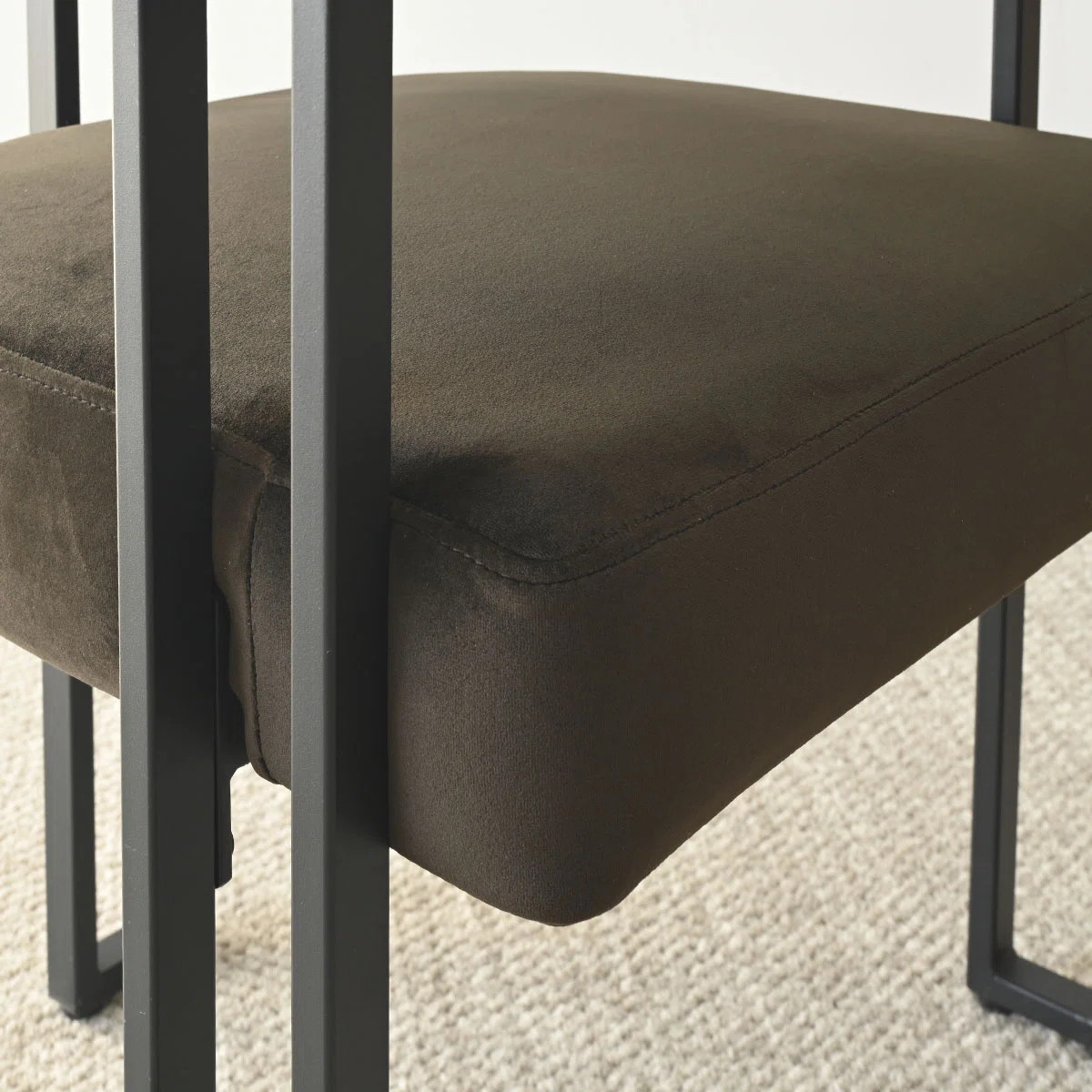 Adelyn 18.5" Seat Height Velvet Upholstered Kitchen Dining Armchair | Wayfair North America