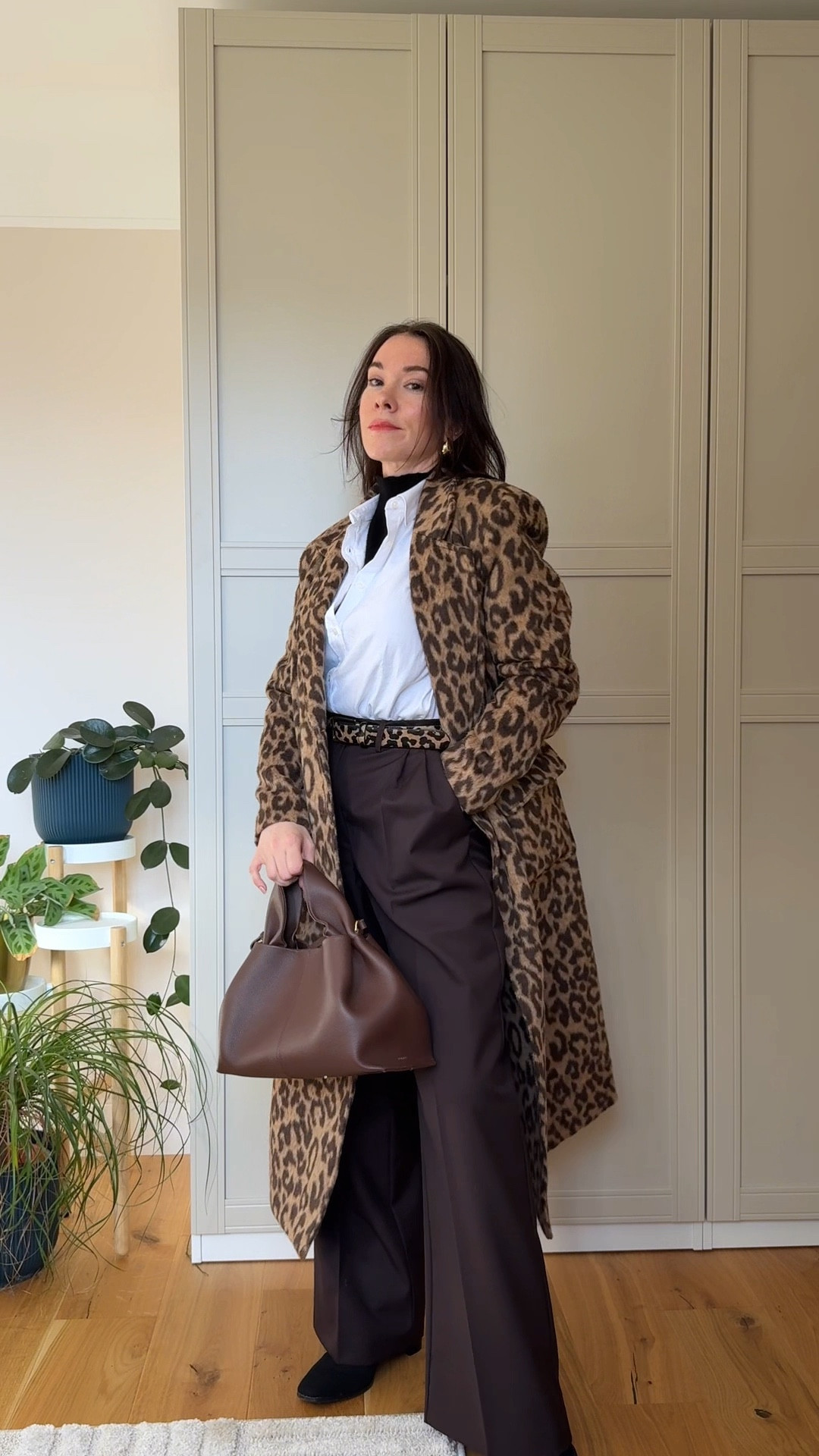 Comment porter une chemise en hiver ?

#LTKfrance #LTKworkwear #LTKwinter