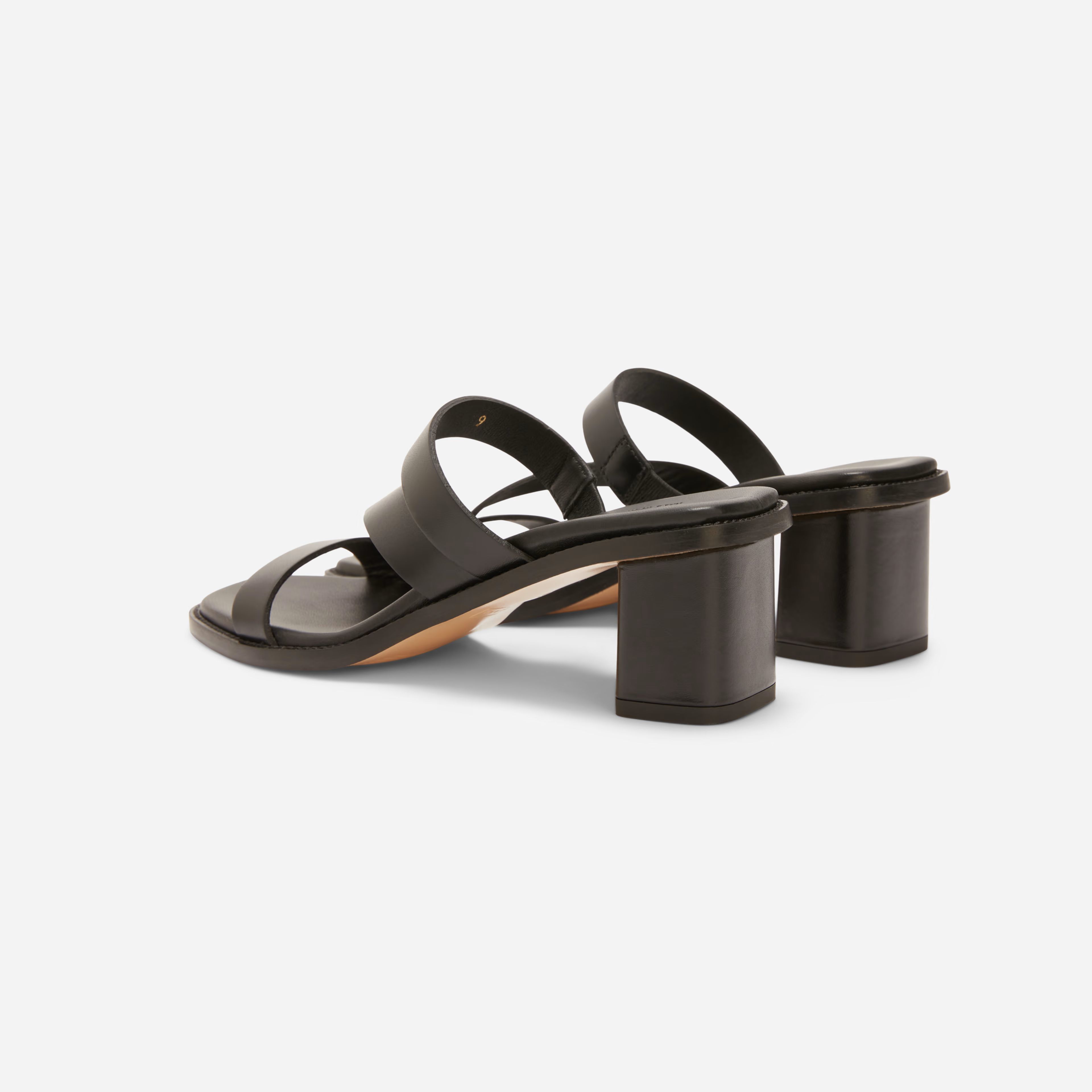 25% offWomenShoes & AccessoriesThe Italian Leather Tourist Heel$160$1208 Reviews4.8 out of 5 star... | Everlane