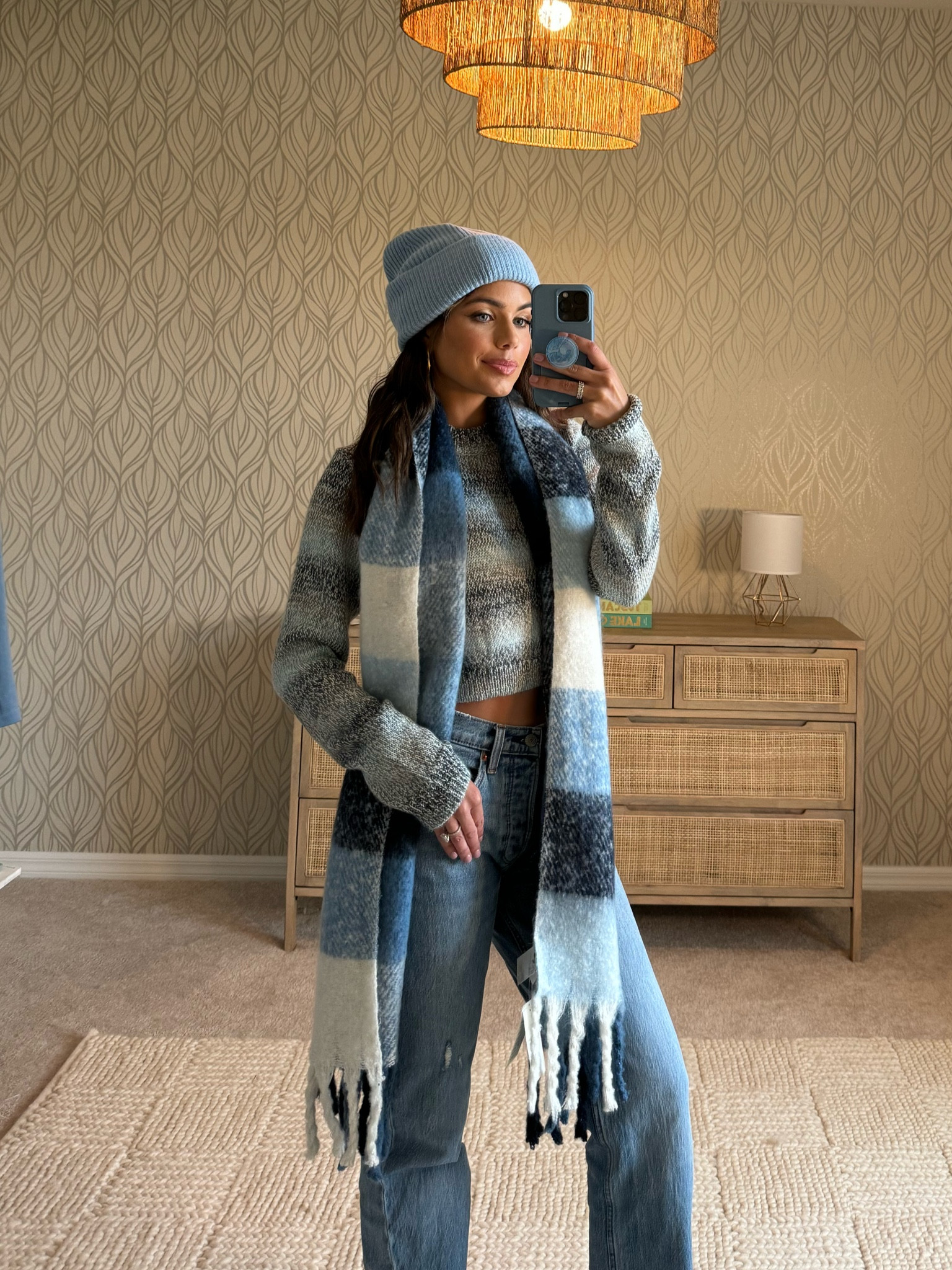 Pop of blue winter accessories // from Abercrombie #LTKHolidaySale

#LTKSeasonal #LTKsalealert